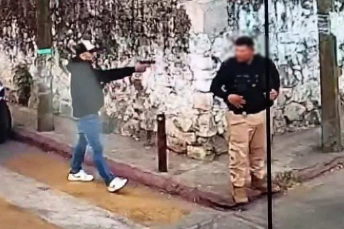 Morelos | Asesinan a polic&iacute;a a metros de alcald&iacute;a en plena luz del d&iacute;a