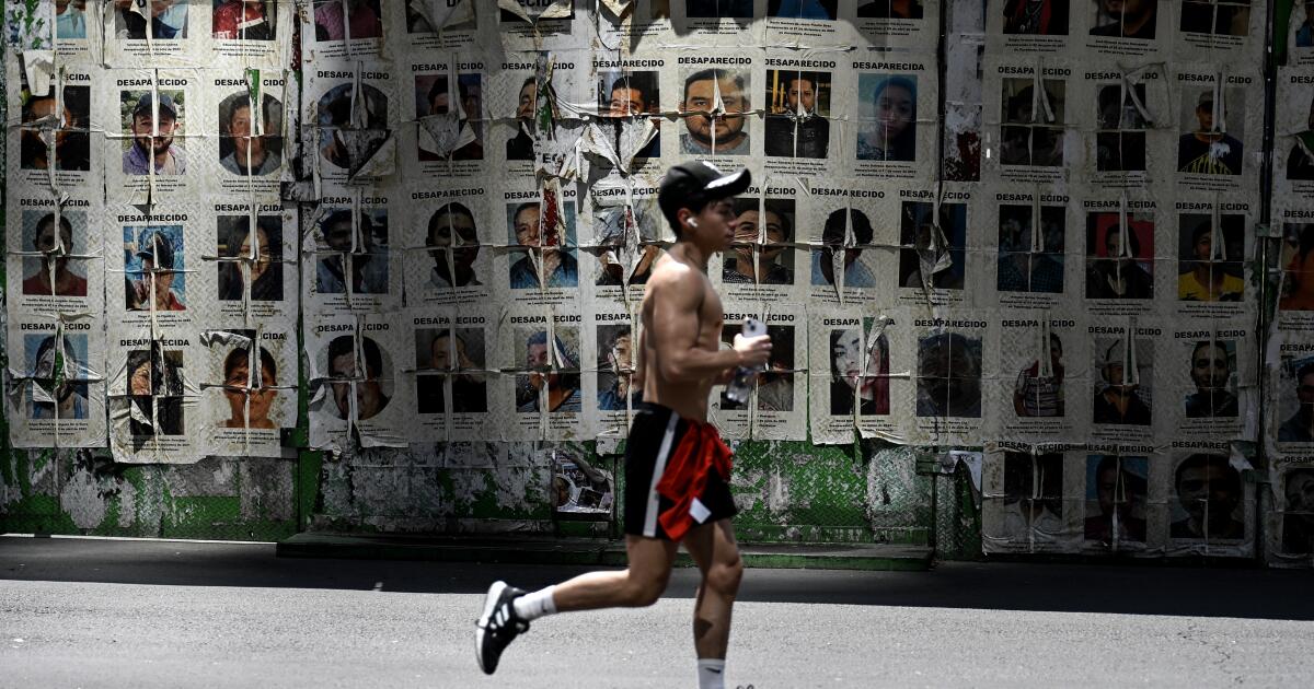 Mexico report downplays &lsquo;disappeared&rsquo; crisis. Human rights activists call it a cover-up